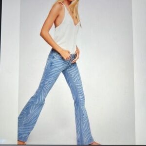 Free People We The Free low tide, zebra flare pants